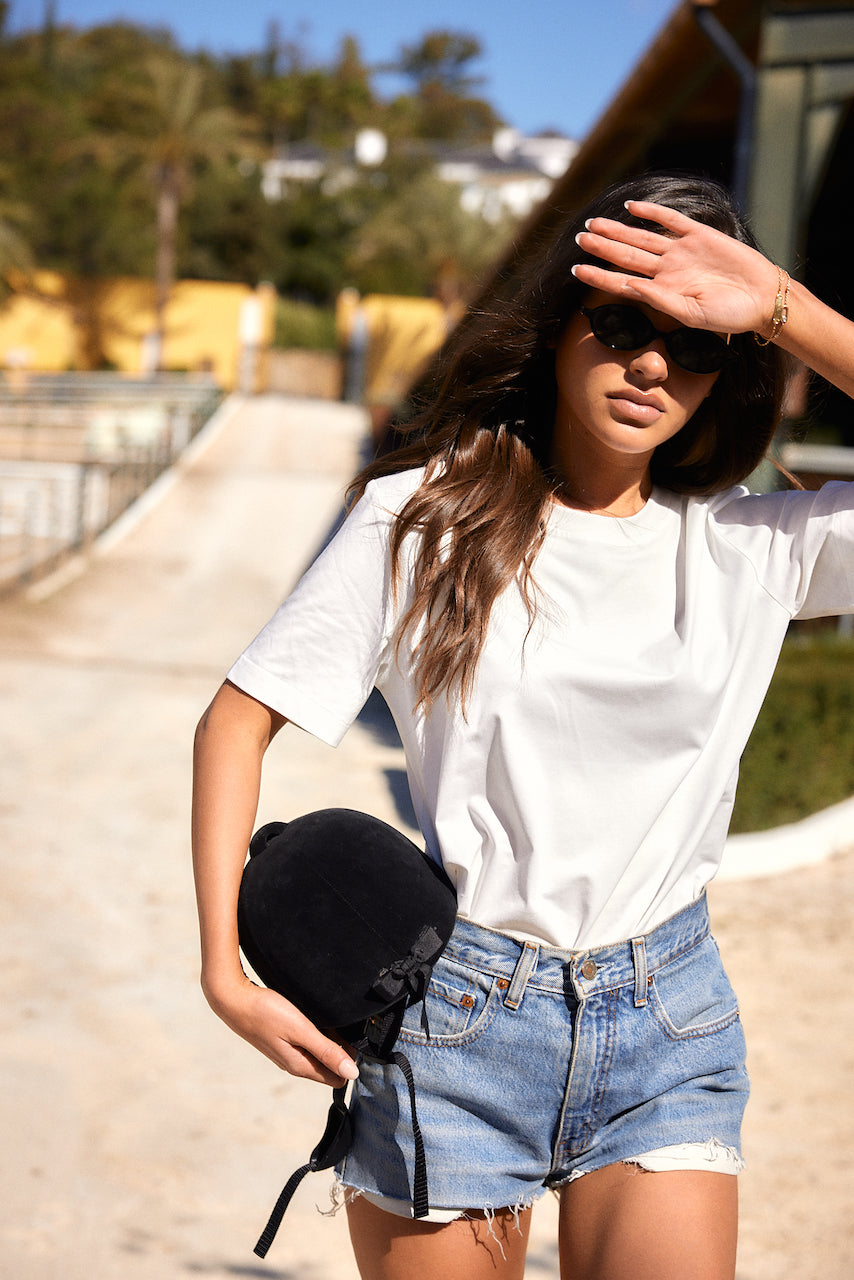 T-Shirt mit Herz auf der Rückseite Weiß