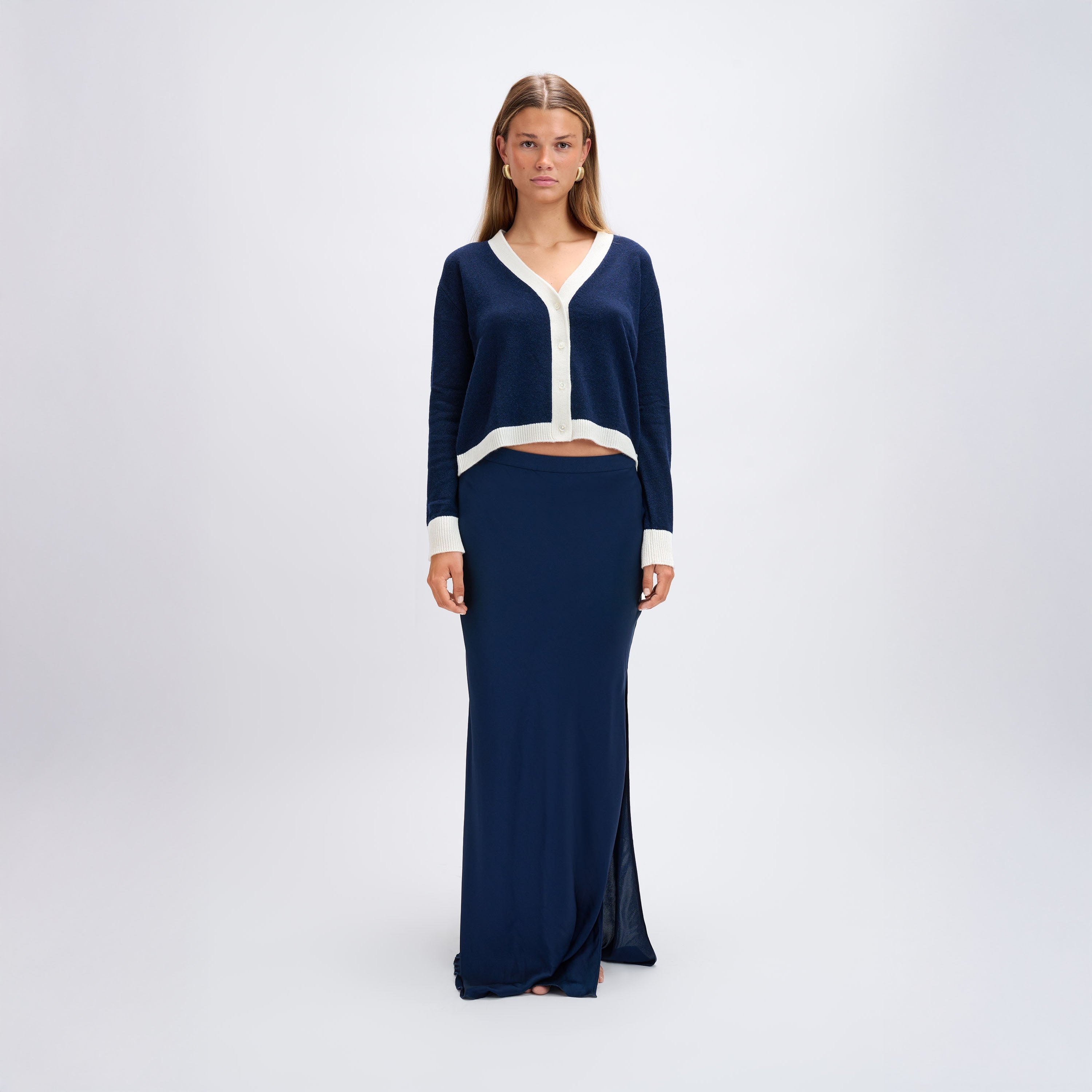 Colorblock-Strickjacke Blau & Weiß